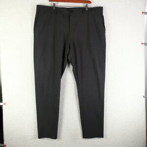 Travis Mathew Pants Mens 42X32 Black Gold Performance Stretch Lightweight